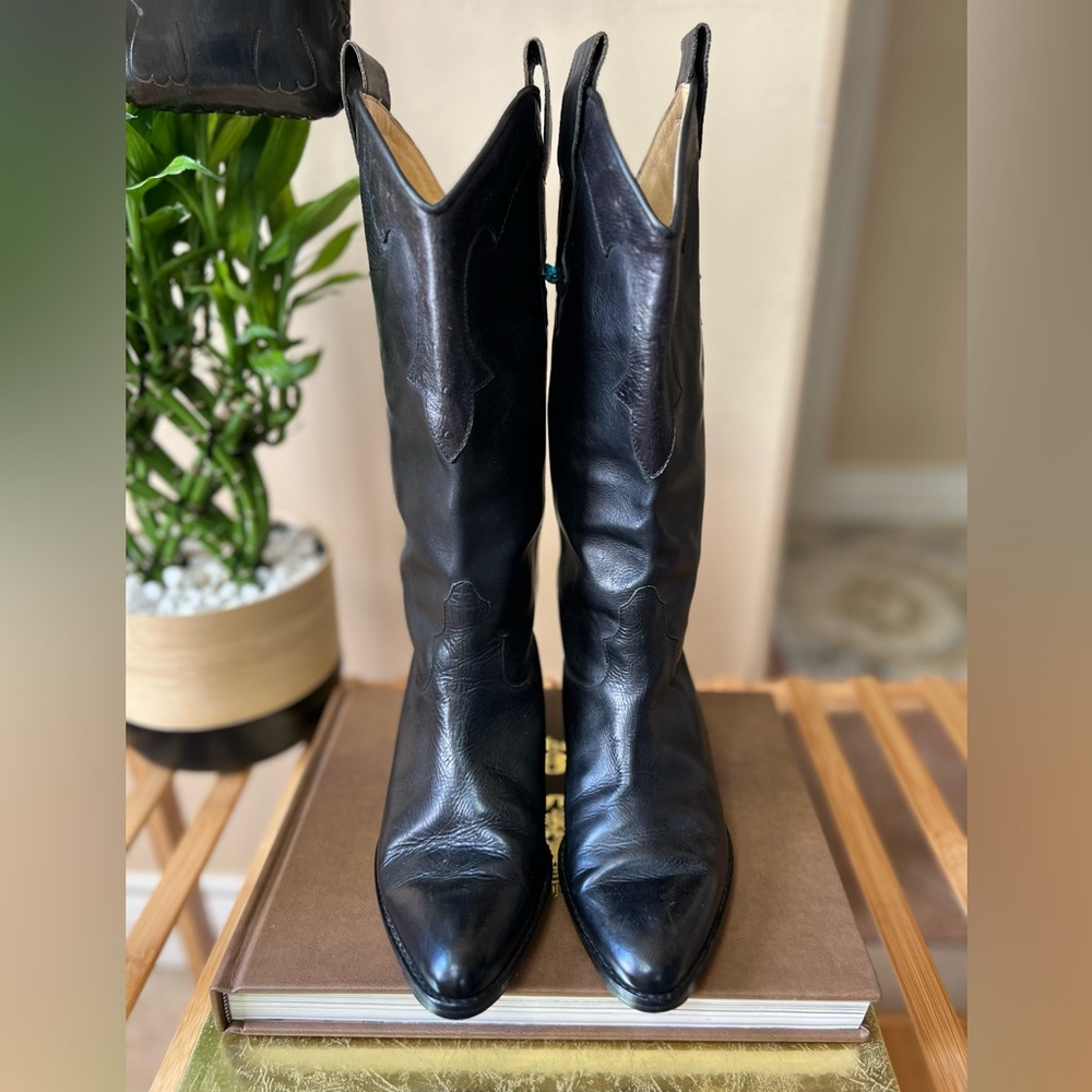 Joan & David Couture Black boots with turquoise detail